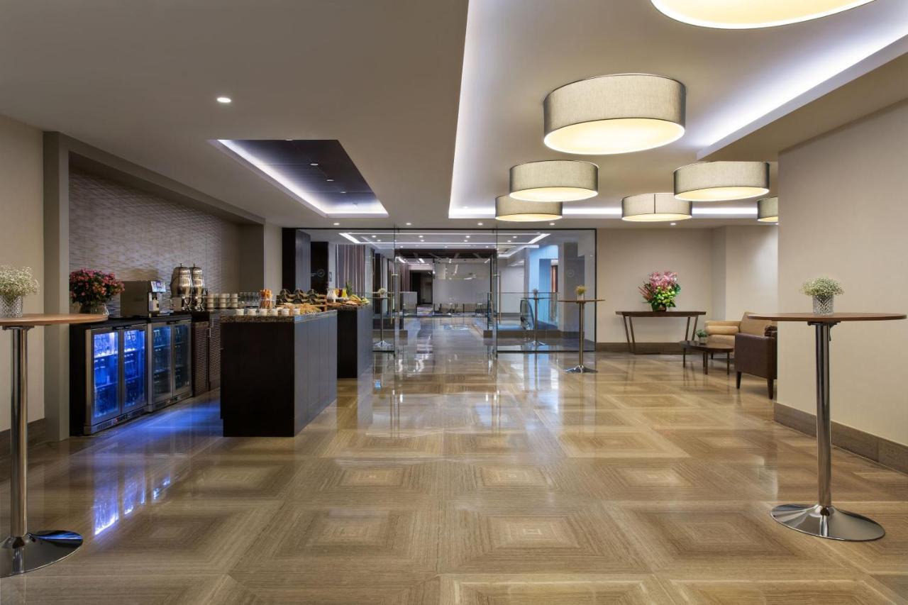 Sheraton Istanbul City Center Exterior foto
