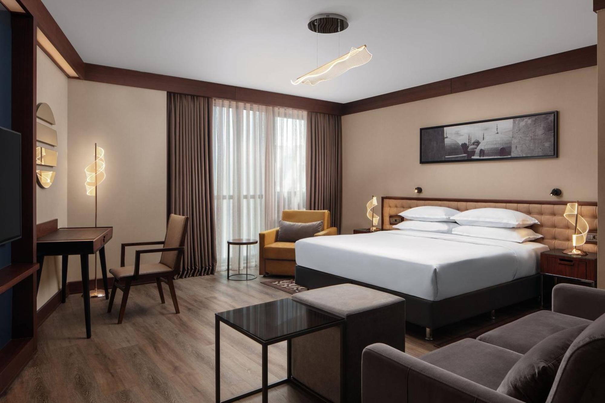 Sheraton Istanbul City Center Exterior foto